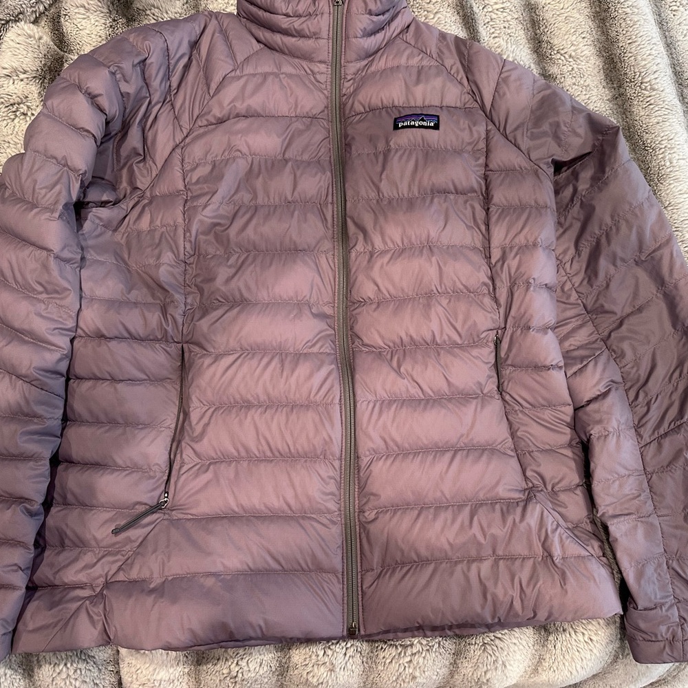 Patagonia women’s down coat